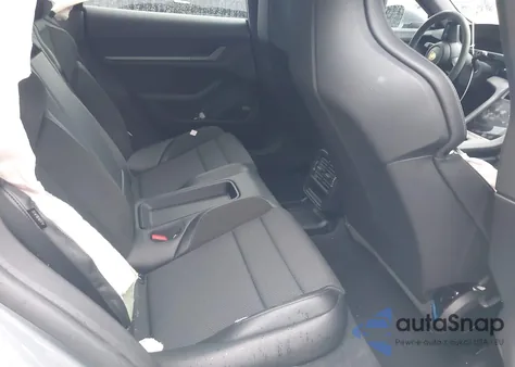 2021 Porsche Taycan 4S z USA, uszkodzony, nr VIN WP0AB2Y17MSA40953